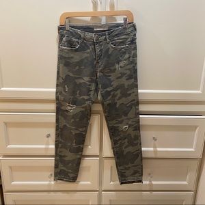 Camouflage (Camo) cropped jeans